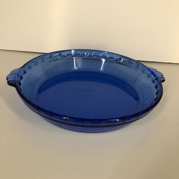PYREX 9.5" Cobalt Blue Glass Pie Bakeware Vintage 1980s - Picture 3 of 7